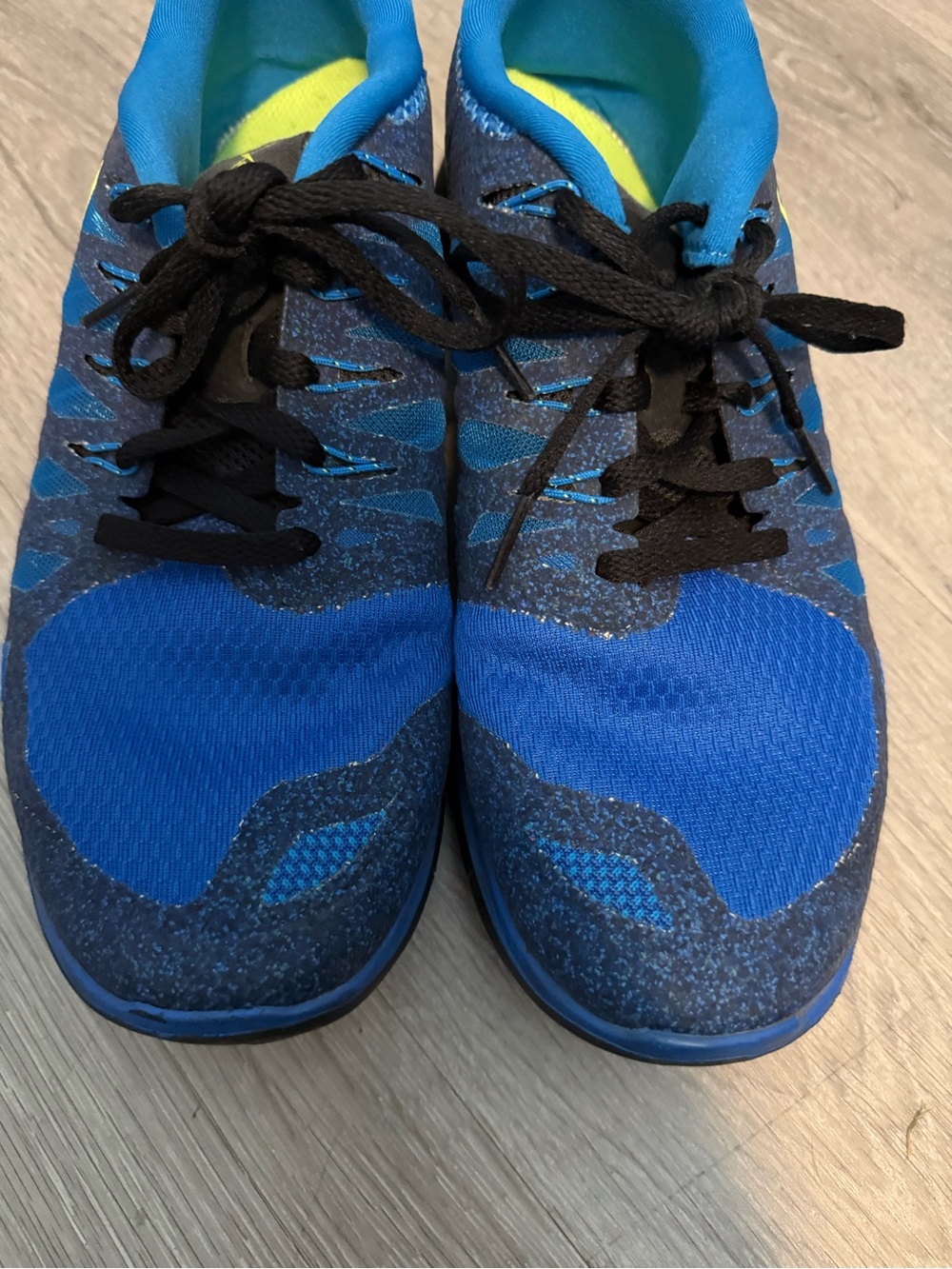 EUC Nike Free Run Royal Blue, Black & Neon Yellow Shoes Mens Size 8 - Picture 3 of 7